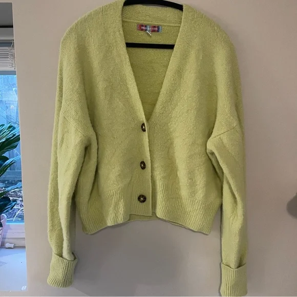 Urban Outfitters Thea‎ Fuzzy Cardigan - Picture 4 of 6